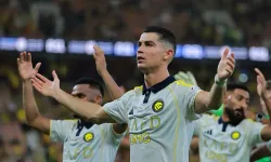 Ronaldo’nun serveti dudak uçuklatıyor: Tarihteki ilk milyarder futbolcu!