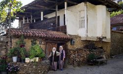 İzmir’in mirasları dijitalleşti: 20 yıllık serüven erişime açıldı, 182 ödüllü yapıya tek tıkla ulaşın