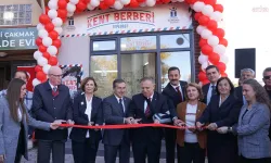 Türkiye’de bir ilk: Eskişehir’de kent berberi açıldı