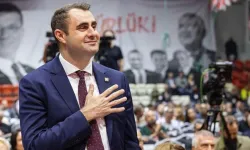 Çağatay Güç mazbatasını alıyor