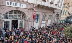 9 ay önce İzmir Büyükşehir’de işten atıldılar: Emek ve Demokrasi Güçleri’ne çağrı