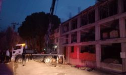 Manisa'da trajik kaza: Vinç operatörü akıma kapılarak can verdi