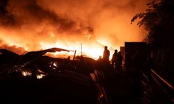 Arjantin’de şiddetli patlama: Duman gökyüzünü kapladı