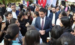 Bayraklı Belediyesi’nden sınav senesindeki öğrencilere dijital destek