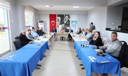 Foça Belediye Başkanı Fıçı'dan bir gaf daha: Cemil Tugay ile Tunç Soyer'i karıştırdı!