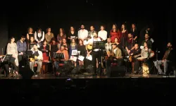 Halkların Korosu Gomidas’ı unutmadı: İzmir’de çok dilli konserle müzikseverlerle buluşuyor