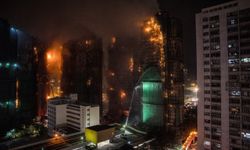 Hong Kong’da 75 kişiye mezar olan gökdelen yangınında yeni gelişme