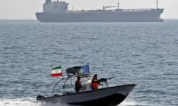 İran'dan Hürmüz Boğazı'nda gerginlik yaratacak hamle