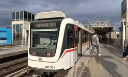 İzmir’de mahalleliden durak talebi: Pankart astılar