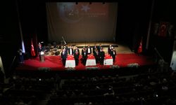 İzmir’de 24 Kasım coşkusu: Öğretmenler Günü törenle kutlandı