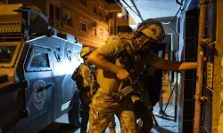 İzmir’de Saraçlar çetesi çökertildi: 23 şüpheli tutuklandı