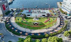 İzmirliler, Ata’sını 350 metrelik dev posterle anacak