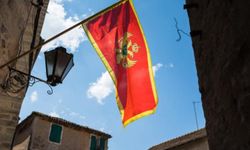 Karadağ’dan geri adım: Vizesiz seyahat yeniden başlıyor