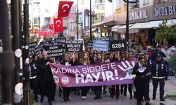 Kemalpaşa, kadına şiddete karşı ses yükseltti