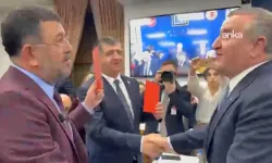 Komisyonda kırmızı kartlı protesto… Bakan Bak: VAR'dan döner yanıtı!