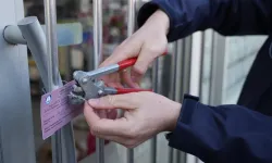 İzmirlilerin sağlığı ile oynayacaklardı: 30 ton gıda ürünü imha edildi