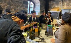 Şef Rıfat Yurttaş’tan işitme engelli kursiyerlere Ege Mutfağı atölyesi