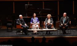 İzmir’de Dünya Türk Dili Ailesi günü coşkusu: Ortak dil, ortak hafıza