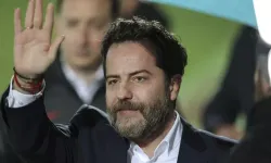 Futbolda bahis depremi: Galatasaray'ın eski yöneticisi Erden Timur'un aralarında olduğu 29 kişiye gözaltı!