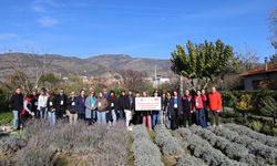 Menemen’de uluslararası heyet sürdürülebilir tarım işletmelerini ziyaret etti