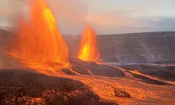 Kilauea yanardağı yeniden aktif: 1 yılda 36. kez lav püskürttü!