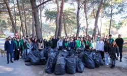 Buca’da imece usulü doğa temizliği