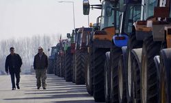 Çiftçi eylemleri genişliyor: Atina-Selanik otoyolu kapatıldı