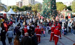 Karşıyaka’da yeni yıl ruhu: Festival 31 Aralık’a kadar devam edecek