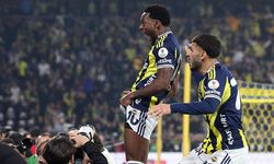 Galatasaray'dan Fenerbahçeli futbolcuya suç duyurusu: Taciz ve teşhircilik!