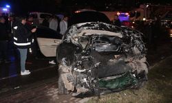 Freni boşalan vinç 6 araca çarptı: Ortalık savaş alanına döndü