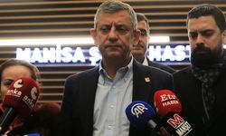 Özel'den, Durbay'ın ailesine ziyaret: Kendi evladımı kaybetmiş gibiyim