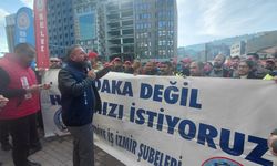 İzmir Büyükşehir’de bir sendika daha eyleme çıktı: Bize net tarih verin!