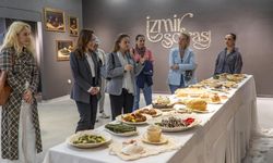 İzmir mutfağı sanatla buluştu: Karşıyaka Belediyesi yoğun ilgi gören o serginin tarihini uzattı