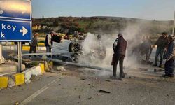 İzmir’de korkunç kaza: Takla atan otomobilden 2 kişi kurtarıldı