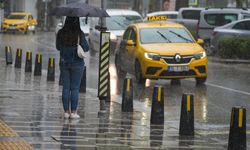 İzmir’de sağanak etkisini artırıyor: İşte ilçe ilçe hava durumu