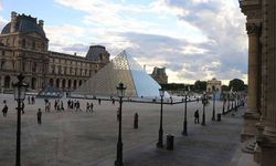 Louvre Müzesi çalışanları greve gidecek