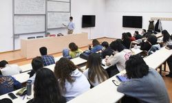 Öğrencilere kötü haber: Üç ay yaz tatili kalkıyor