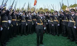 TSK’dan ihraç edilen Albay için geri dönüş yolu açıldı