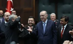 Arınç’tan topuk selamına yalakalık tepkisi: Eskiler tabasbus derdi!