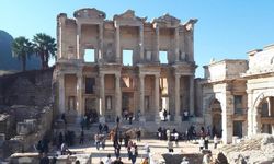 CHP'li Seda Kaya'dan, Efes Antik Kenti için soru önergesi: Bu proje 'geleceğe miras' değil, 'geçmişi talan' projesidir!