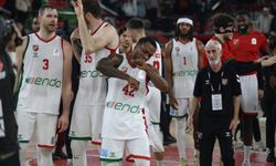 İzmir derbisi nefes kesti: Karşıyaka’dan kritik zafer