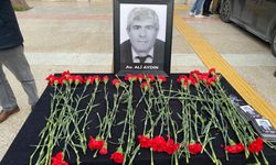 İHD İzmir Şube Başkanı Ali Aydın son yolculuğuna uğurlanıyor!