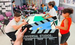 Bornova Belediyesi’nden çocuklara yarıyıl tatili şöleni: Tiyatro, sinema ve yaratıcılık