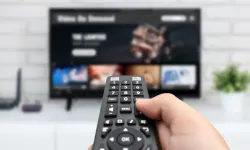 TV yayın akışı 21 Mart Cumartesi: Bugün hangi kanalda ne var? Diziler, filmler ve programlar