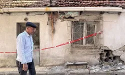 Buca Onat Tüneli’nde hasar alan konutlar meclis gündeminde: Üniversite ile protokol yapılacak