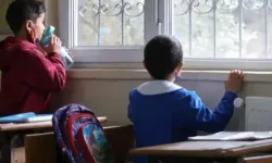 Asgari ücretin altında kazanan emeklinin çocuğuna eğitim desteği için kanun teklifi verildi