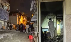 İzmir'de apartman dairesinde yangın: 11 yaşındaki çocuk yaşamını yitirdi