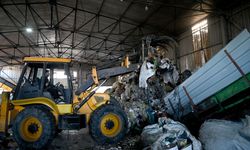 Kuşadası’nda geri dönüşüm seferberliği: Milyonlarca kilogram atık ekonomiye kazandırıldı
