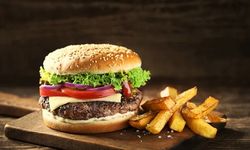 Hamburgerci kapısına şifre koydu: Bakanlık'tan inceleme