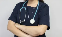 Saç örme videosu paylaşan hemşireye soruşturma